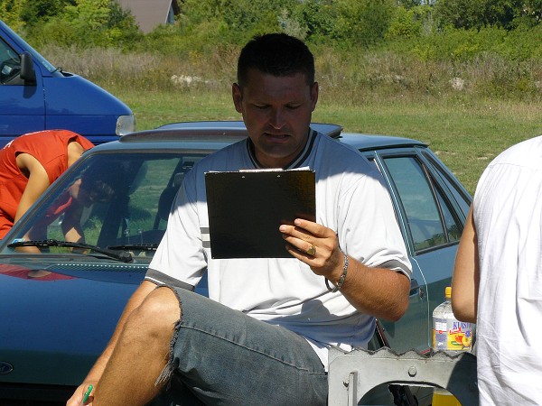 VII. kolo kom�r�anskej ligy v siluetovej stre�be