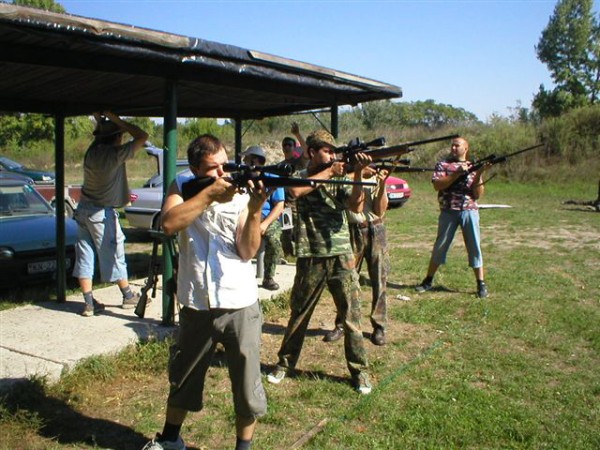 VII. kolo kom�r�anskej ligy v siluetovej stre�be